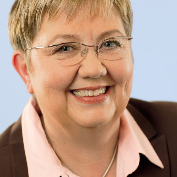 Porträtfoto von Helga Gießelmann