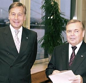 Entlassung von Ministerpräsident Wolfgang Clement am 22. 10. 02