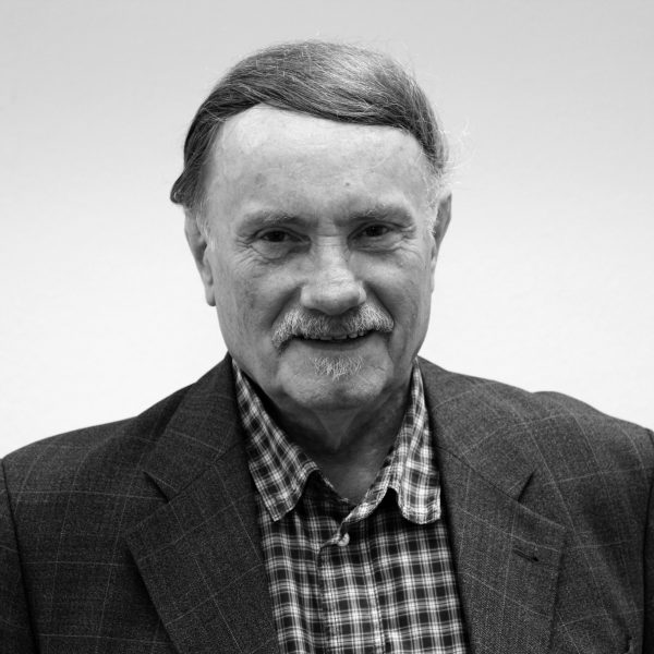 Porträtfoto von Wilfried Kramps in schwarz-weiß