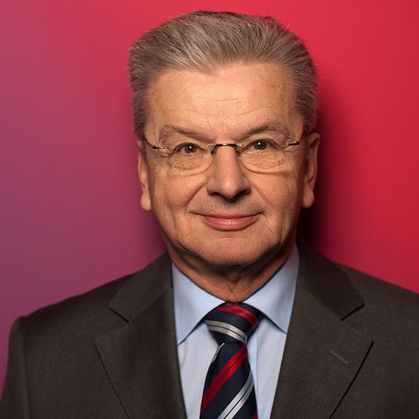 Porträtfoto von Joachim Poß