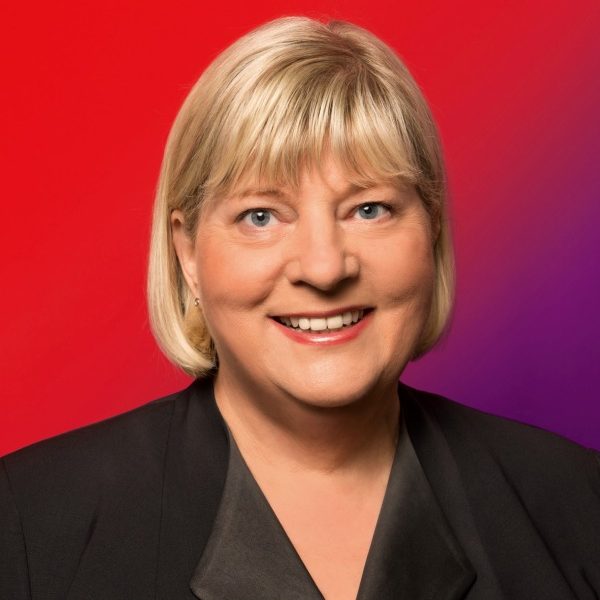 Porträtfoto von Helga Kühn-Mengel