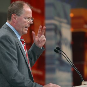 Rede von Ministerpräsident Peer Steinbrück auf dem Kommunalkonvent am 24.04.2004 in Oberhausen