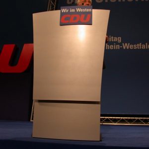Rede von Edmund Stoiber während des CDU Landesparteitages in Siegen am 06. 07. 02