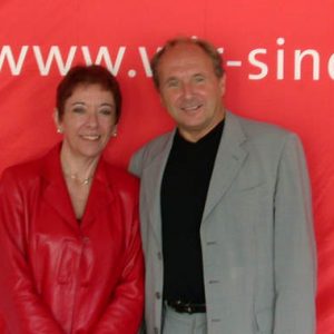 Dr. Lale Akgün und Jochen Welt beim Freitagsgespräch am 02. 08. 02