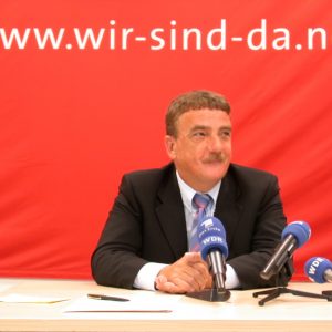 Pressekonferenz mit Michael Groschek am 06. 08. 02