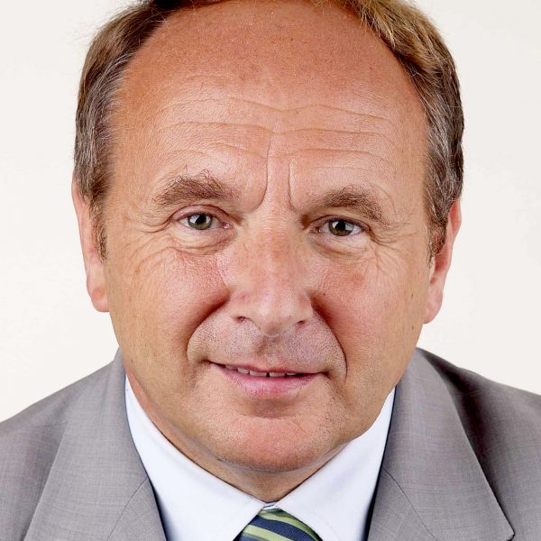 Porträtfoto von Jochen Welt