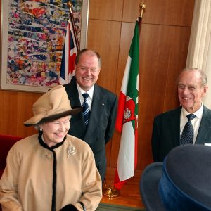 Königin Elisabeth II, Ministerpräsident Peer Steinbrück und Prinz Philip