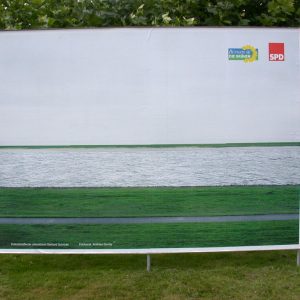 andreas gursky rhein ii
