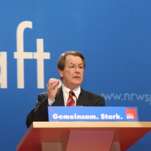 Rede von Franz Müntefering während der Landesdelegiertenkonferenz am 16. 03. 02 in Düsseldorf