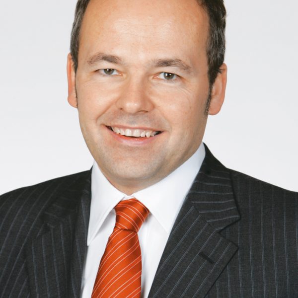 Porträtfoto von Dr. Ralf Niermann