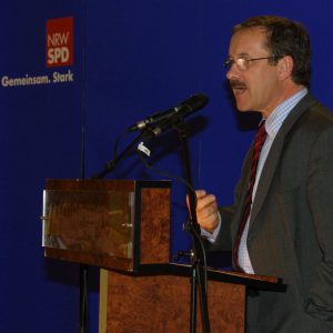 Rede von Harald Schartau während der Gelsenkirchener Gespräche am 14. 04. 02