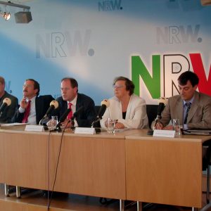 Pressekonferenz Düsseldorfer Signal am 01. 07. 03