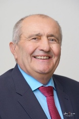 Porträtfoto von Peter Gabor