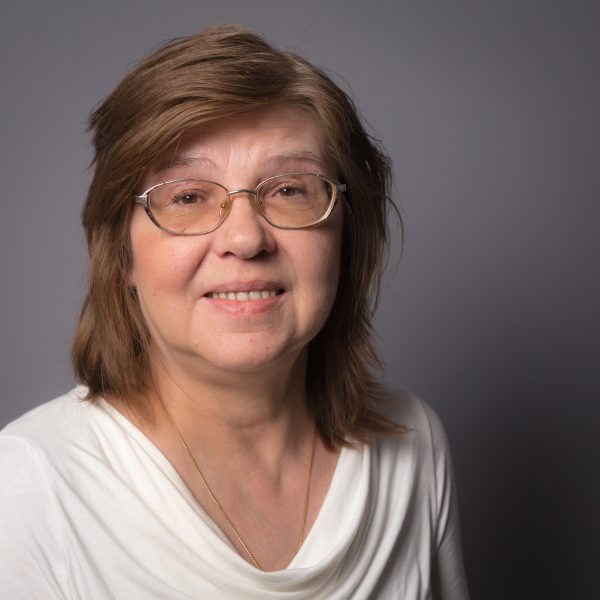 Porträtfoto von Ina Lewandowski