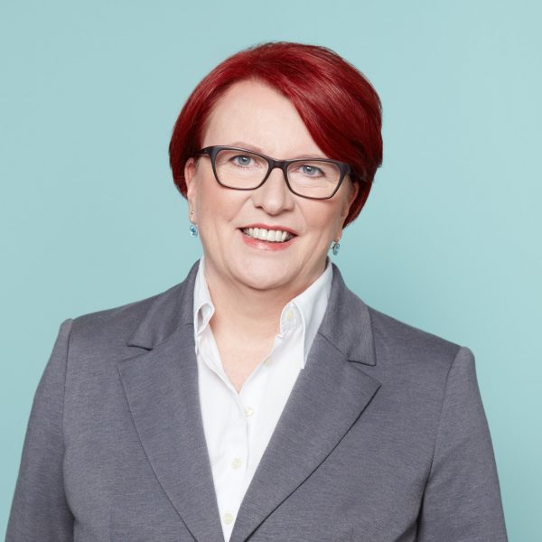Porträtfoto von Britta Altenkmap, SPD NRW