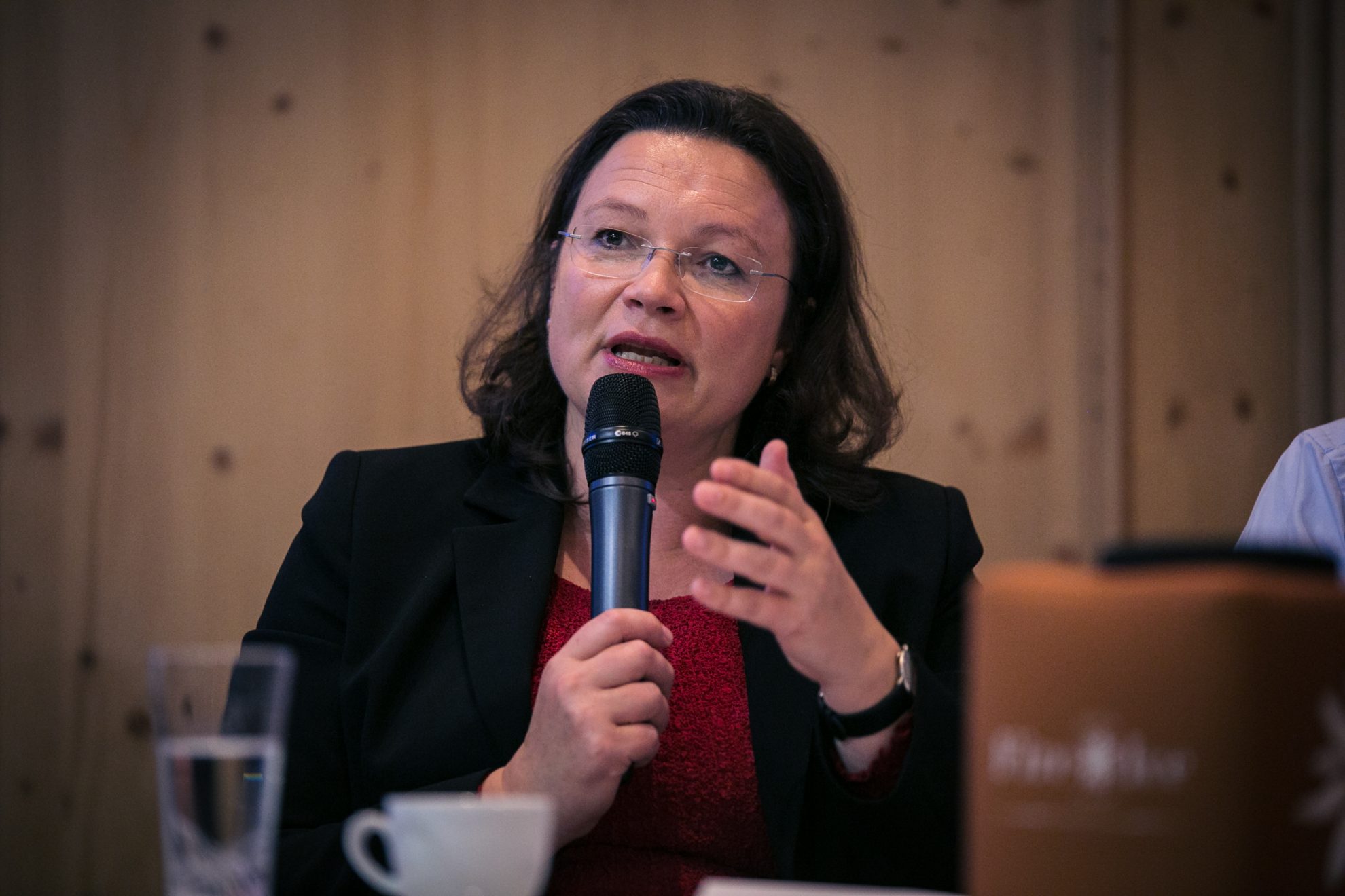 Andrea Nahles hält eine Rede bei der Klausurtagung