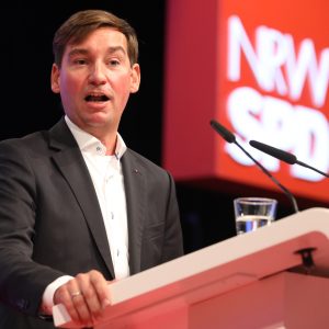 Sebastian Hartmann bei seiner Rede auf dem Landesparteitag