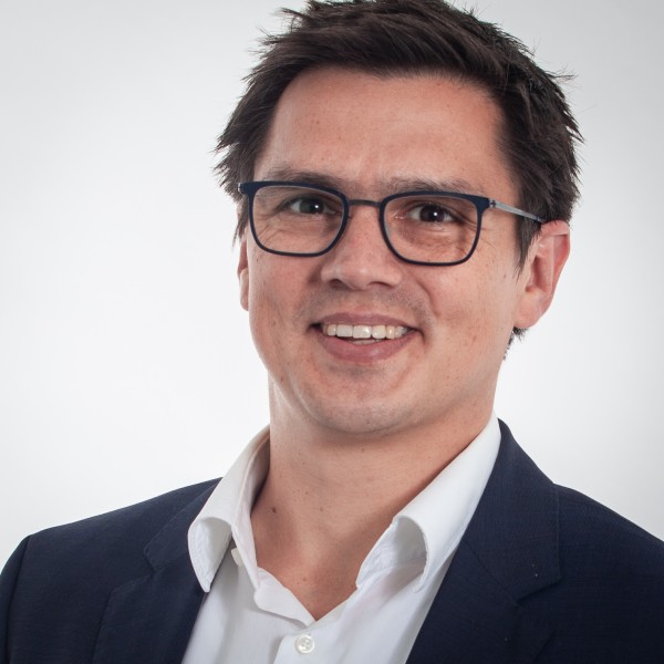 Porträtfoto von Alexander Vogt