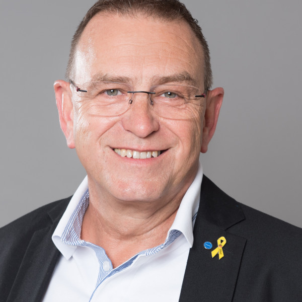 Porträtfoto von Rudolf Schmelzer