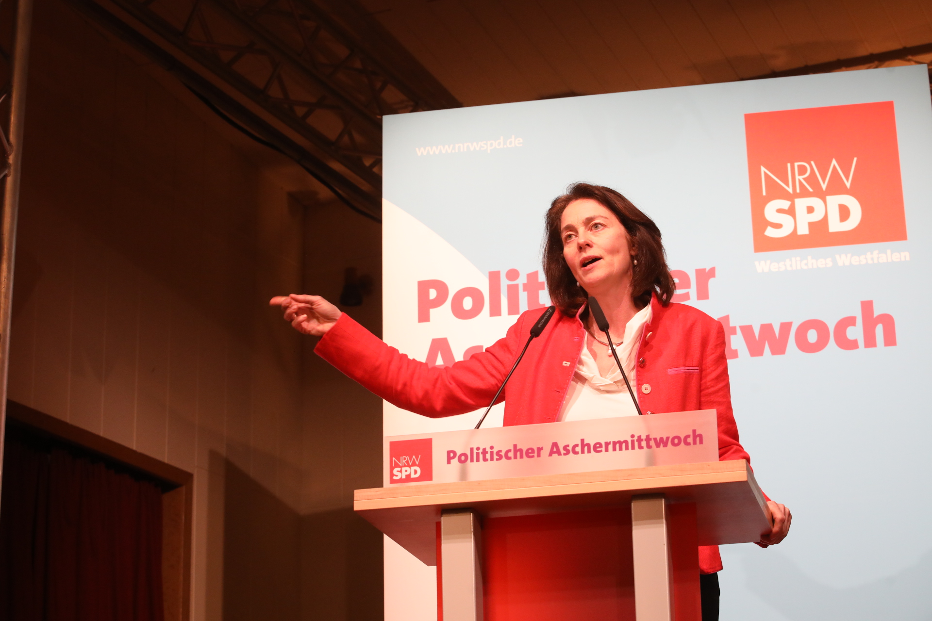 Katharina Barley bei ihrer Rede am politischen Aschermittwoch 2019